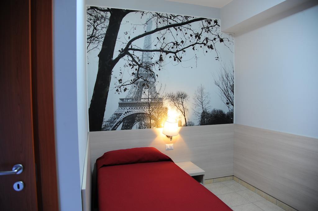 B&B Europa Potenza Phòng bức ảnh